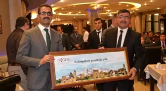 Aksaray'a Tayini Çıkan Şahin Mercan'a Veda Yemeği Düzenlendi