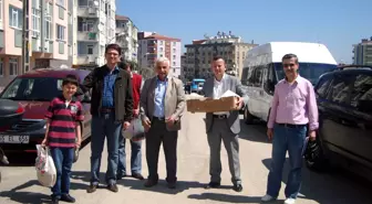 AK Parti'den Hasta Ailelerine Pideli Kahvaltı