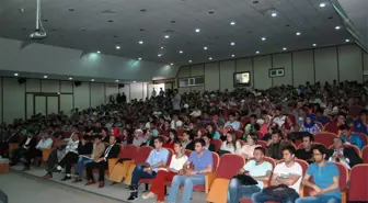 Yyü'de 'Sosyal Bilimler ve Din' Paneli