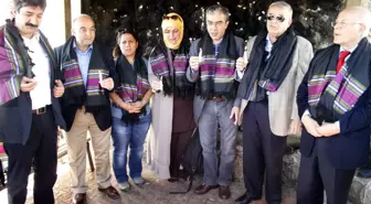 Akil İnsanlari Tunceli'de Barış İçin Mum Yaktı