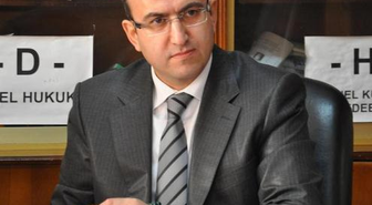 Eski Belediye Başkanına Ait Benzinlik Soyuldu