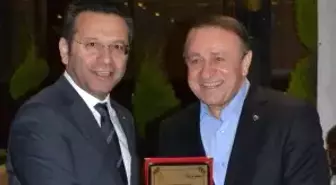 Samsun Barosu'ndan 14 İl Barosuna Plaket