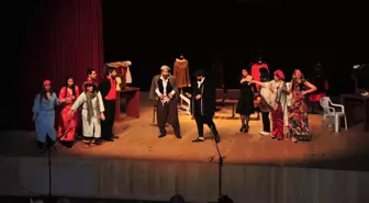 Üniversiteler Arası 9. Tiyatro Festivali Beylikdüzü'nde Başladı