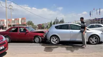 Kızıltepe'de Kaza: 1 Ölü, 4 Yaralı