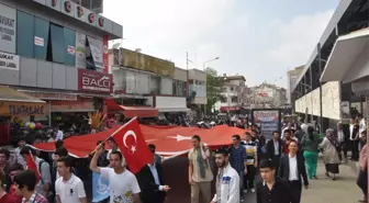 Sakarya'da Ülkücüler Yürüdü