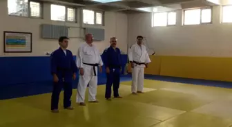 Siirt Valisi Aydın, Judo Sporcularıyla Birlikte İdmana Katıldı