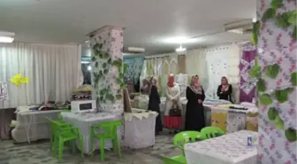 Ağrı'da Öğrenciler Yararına Kermes