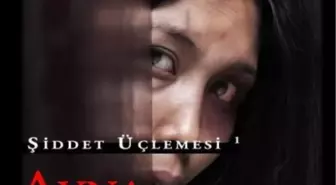 On İki Kadın Hikayesini, On İki Seyirciye Anlatıyor!