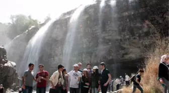 Erzurum Büyükşehir Belediyesi Tortum Şelalesi Pikniği Halktan Tam Not Aldı