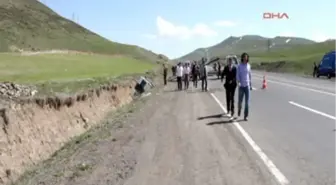 Erzurum Düğün Dönüşü Kaza: 3 Ölü, 11 Yaralı