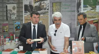 Milletvekili Ağbaba, 2. Malatya Anadolu Kitap Fuarını Ziyaret Etti