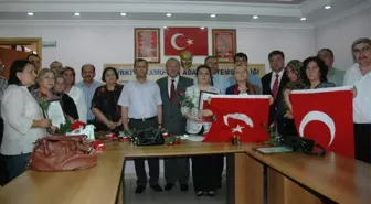 Kamu-Sen Şehit Annelerini 'Yılın Annesi' Seçti