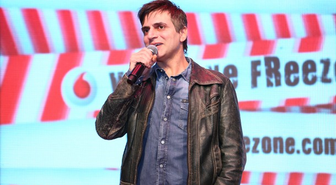 Vodafone Freezone ile Sahnelere Dönen Teoman, İlk Konserini Gaziantep'te Verdi