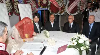 Bakan Avcı Nikah Şahidi Oldu