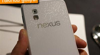 Beyaz Nexus 4 Göründü