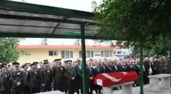 Kore Gazisine Askeri Uğurlama