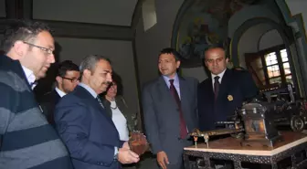 Bahar Şenliği Karma Sergisi Açıldı