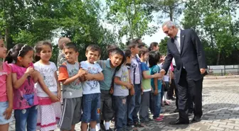 Başkan Kara, Cevdetiye İlköğretim Okulunu Ziyaret Etti