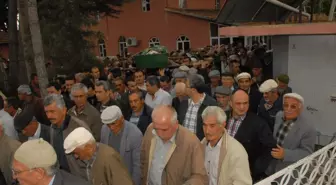 Başkan Özcan, Annesini Kaybetti