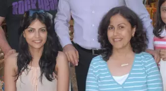 Komedyen İsmail Baki, Asker Arkadaşını Ziyarete Geldi