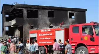 Akaryakıt Kaçakçıları Evdeki Depoyu Patlattı, Çok Sayıda Ölü Var (6)