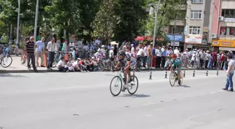 Sakarya'da Bisiklet Yarışlarında Kaza: 2 Yaralı