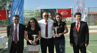 Tenis Turnuvası Nefesleri Kesti