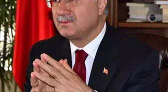 Vali Daşöz'den 19 Mayıs Mesajı