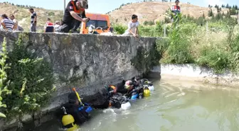 Denizli'de Su Kanalına Düşen Çocuk Kayboldu