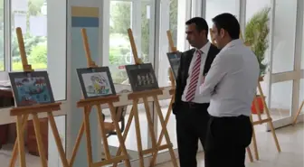 Turizm Karikatürleri Yarışması Sergisi Açıldı