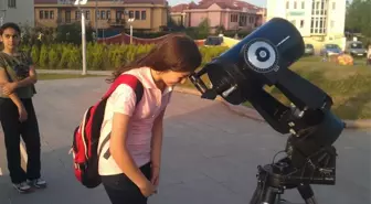 Gökyüzünü İncelediler