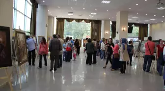 Hendek Halk Eğitim Merkezi Tarafından Resim ve Naht Sergisi Açıldı