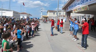 Öğrencilerden Öncüpınar Konteyner Kenti Ziyaret