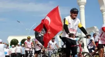 Sağlıkçılar Zumba Dansı Yaptı