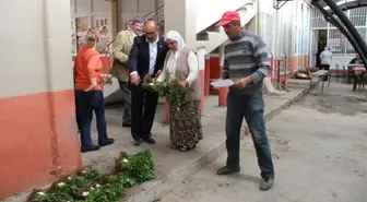 Kızılcabölük'te Kızılbiber Toprakla Buluştu