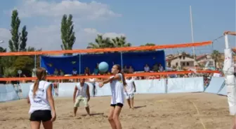 Plaj Voleybolu