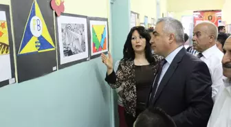 İlkokul Öğrencilerinin Resim Sergisi Açılışı