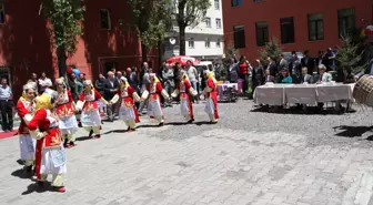 Arügem İhtiyaç Sahibi Öğrenciler Yararına Düzenlediği Faaliyetlerine Devam Ediyor