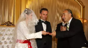 Vali Büyük Nikah Şahidi Oldu