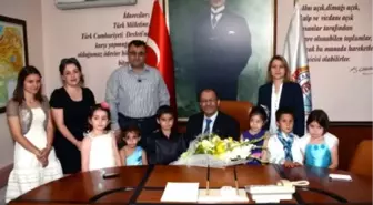 Miniklerden Vali Vekiline Ziyaret
