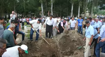 Osmaniye'deki Kavganın Kurbanları Toprağa Verildi