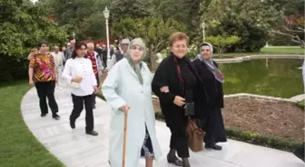 Darülaceze Sakinleri, Dolmabahçe Sarayı'nı Gezdi