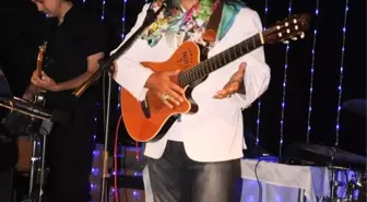 Aydın Lisesi Mezunları Burs İçin Toplandı