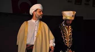 Yerköy'de 'Fatih Sultan Mehmet Han' İsimli Tiyatro Yoğun İlgi Gördü