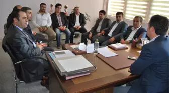 AK Parti Tatvan İlçe Yönetiminden İadeyi Ziyaret