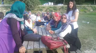 Kur'an Kursu Öğrencilerinden Bolu, Abant ve Yedigöller Gezisi