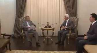 KKTC'de Başbakan İrsen Küçük Hükümeti İstifa Etti