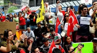 New York'ta Gezi Parkı İçin Türk-Yunan Dayanışması