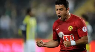 Tello, Bir Yıl Daha Es Es'te