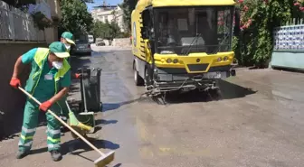 Şahinbey Belediyesi Toplu Temizlik Ekibi Her Gün Bir Mahallede